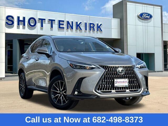 2025 LEXUS NX