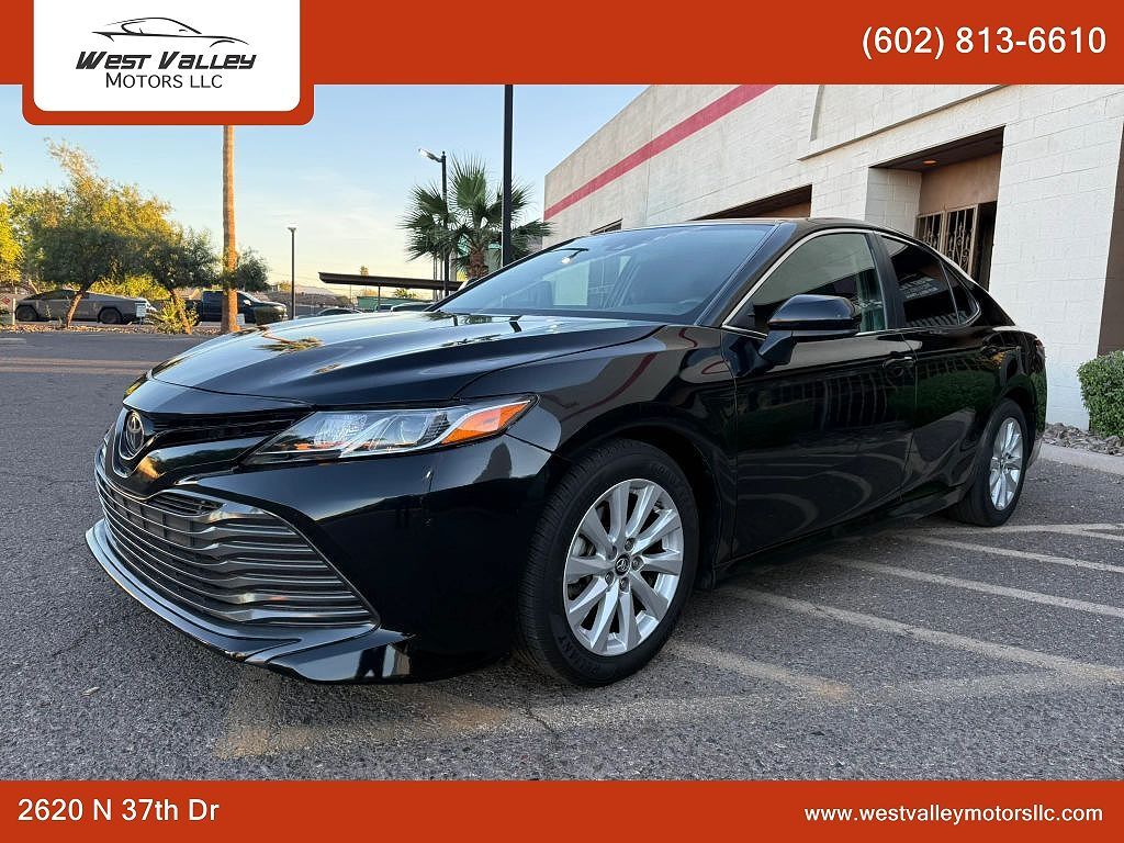 2019 TOYOTA Camry