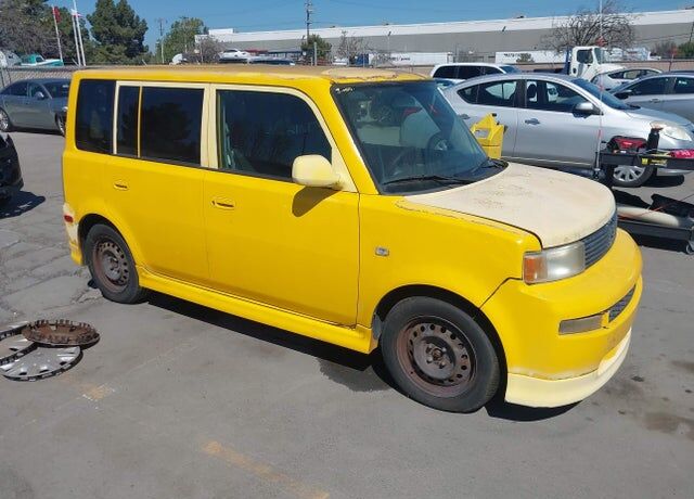 2004 TOYOTA SCION