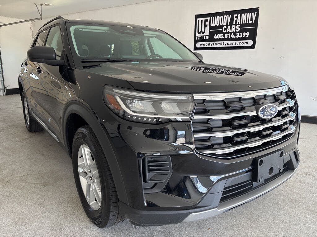 2025 FORD Explorer