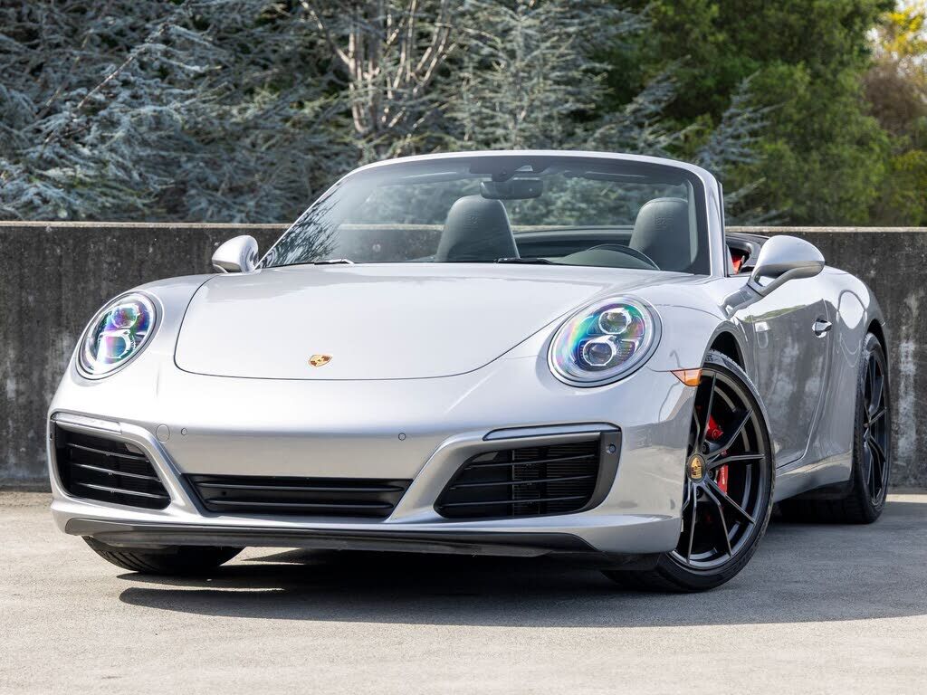 2018 PORSCHE 911