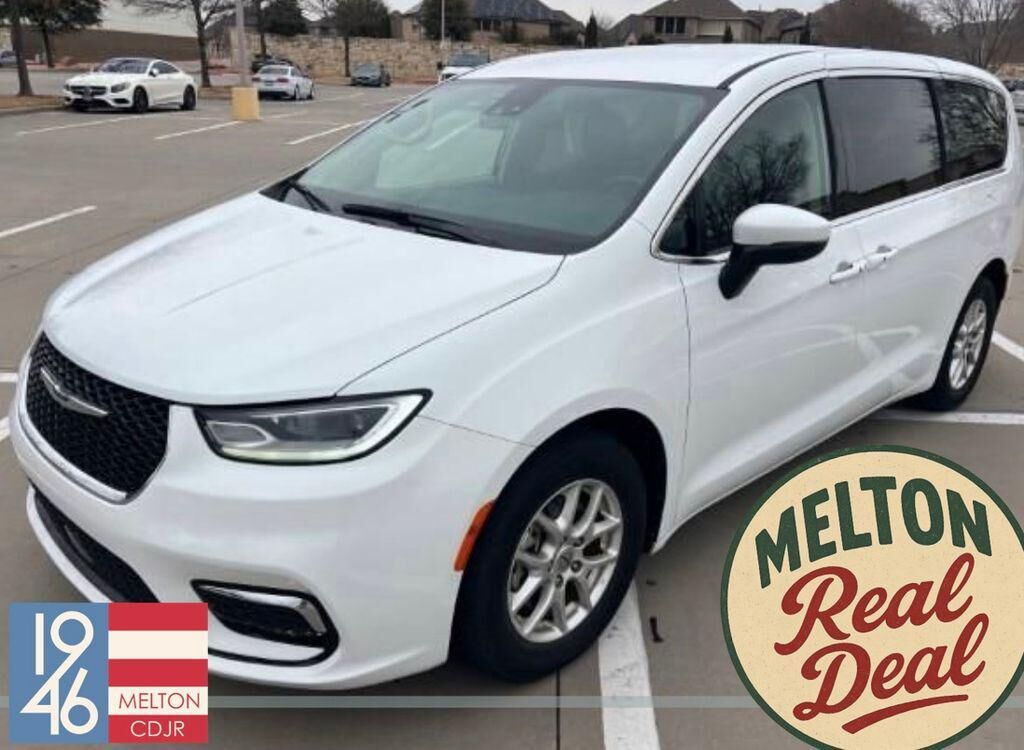 2023 CHRYSLER Pacifica