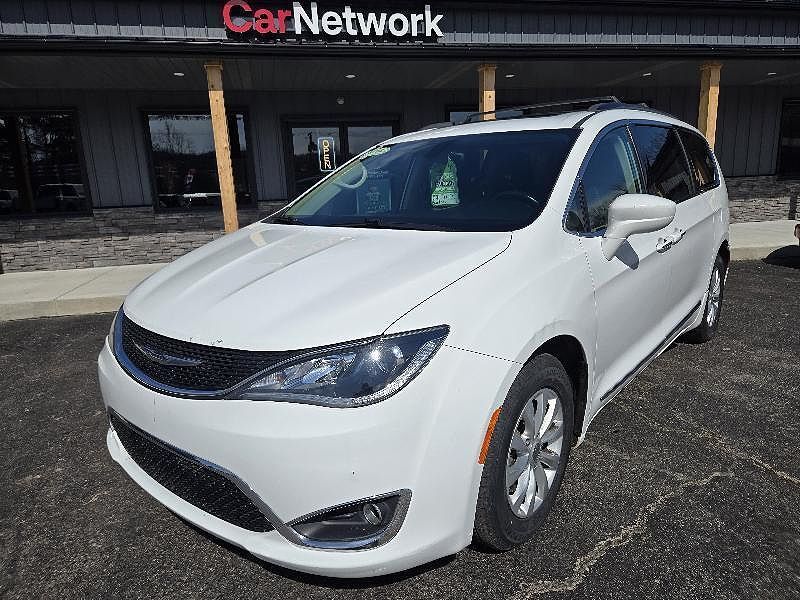 2017 CHRYSLER Pacifica