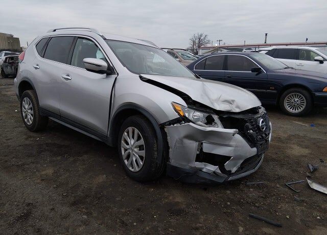 2017 NISSAN Rogue