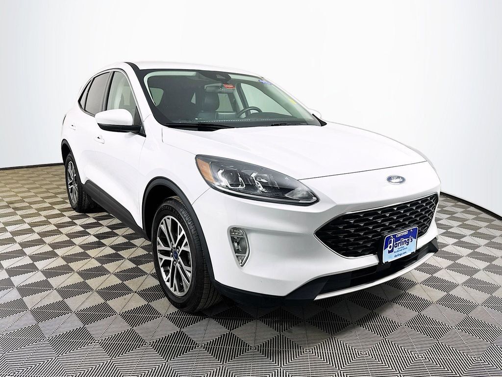2022 FORD Escape