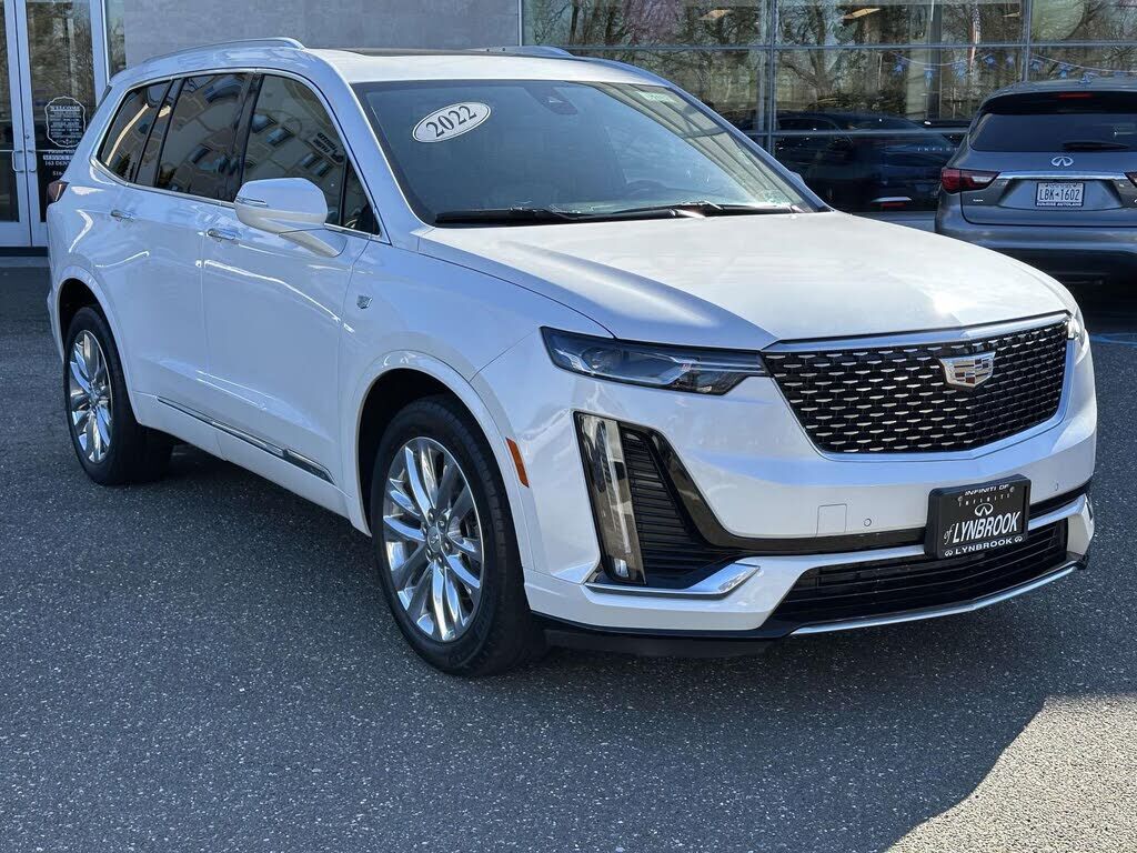 2022 CADILLAC XT6