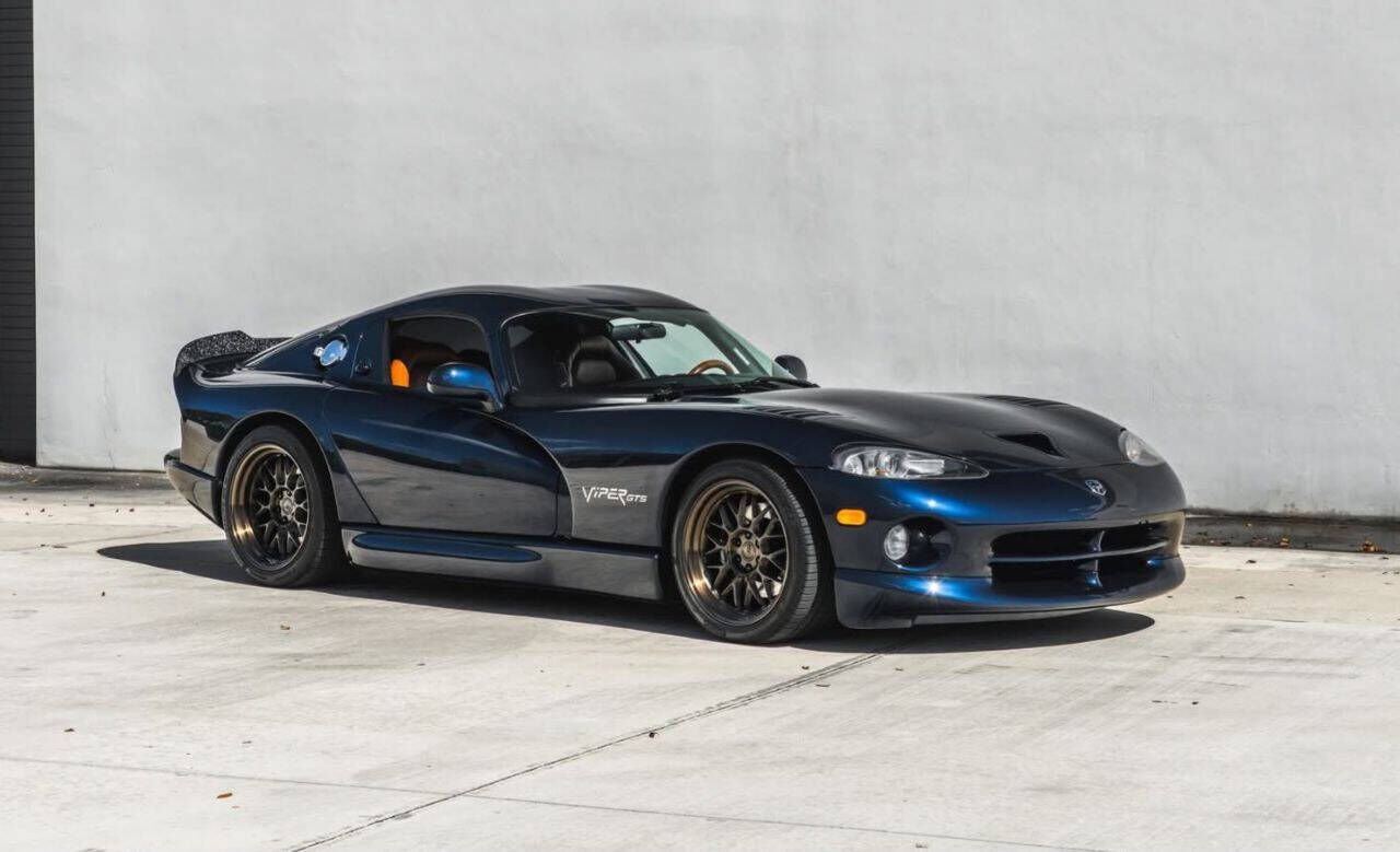 2001 DODGE Viper