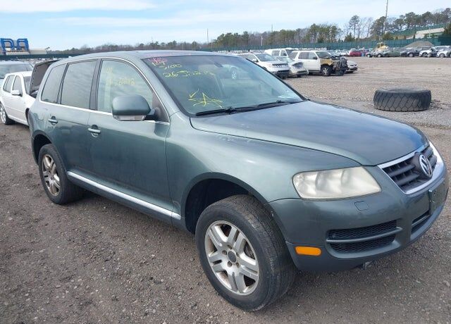 2004 VOLKSWAGEN Touareg