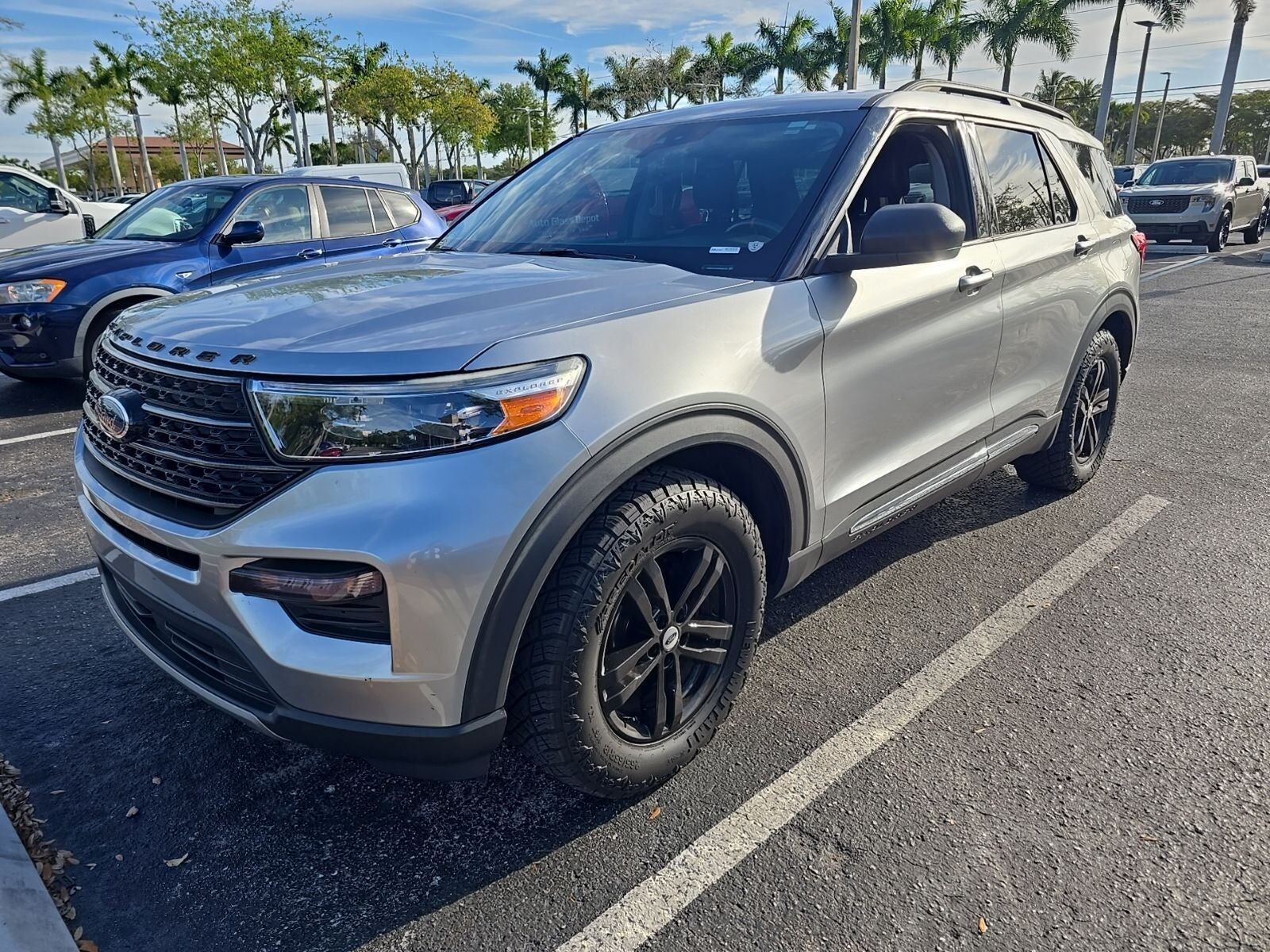 2021 FORD Explorer