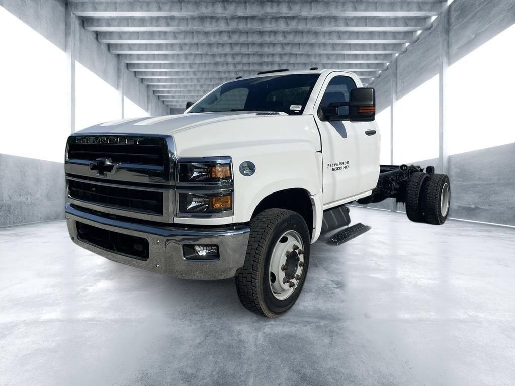 2023 GMC Silverado Medium Duty