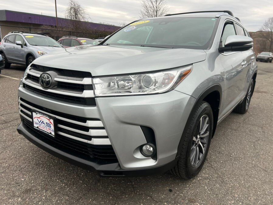 2018 TOYOTA Highlander