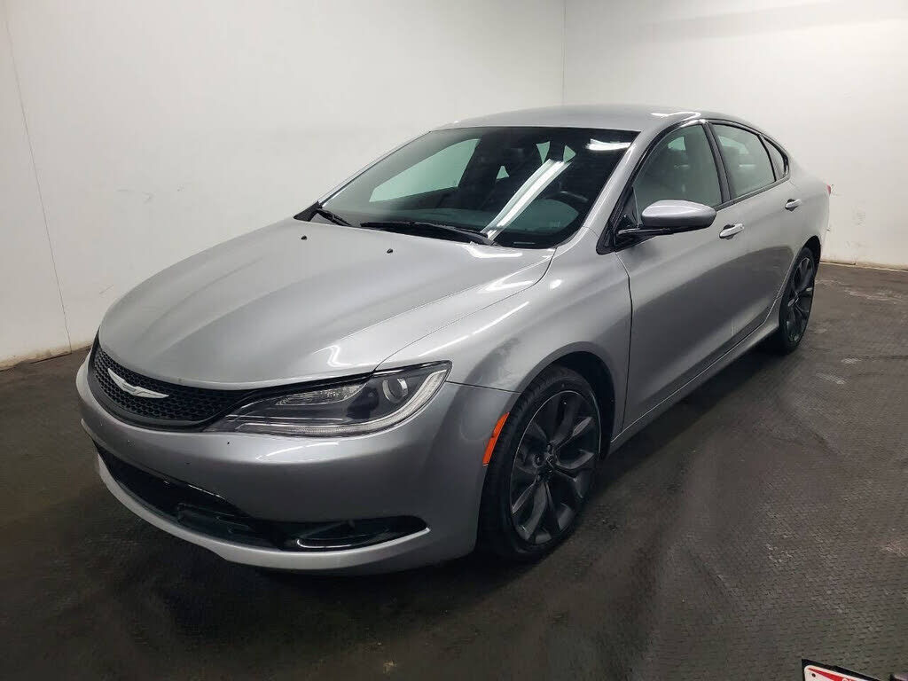 2015 CHRYSLER 200