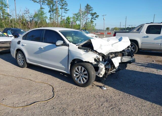 2015 VOLKSWAGEN Passat