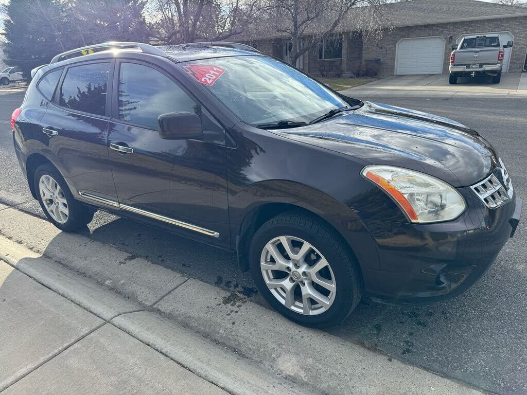 2011 NISSAN Rogue