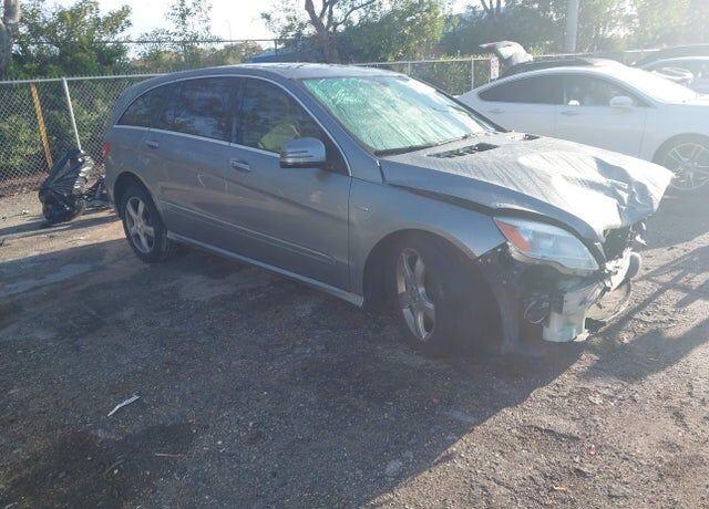 2011 MERCEDES-BENZ R-Class