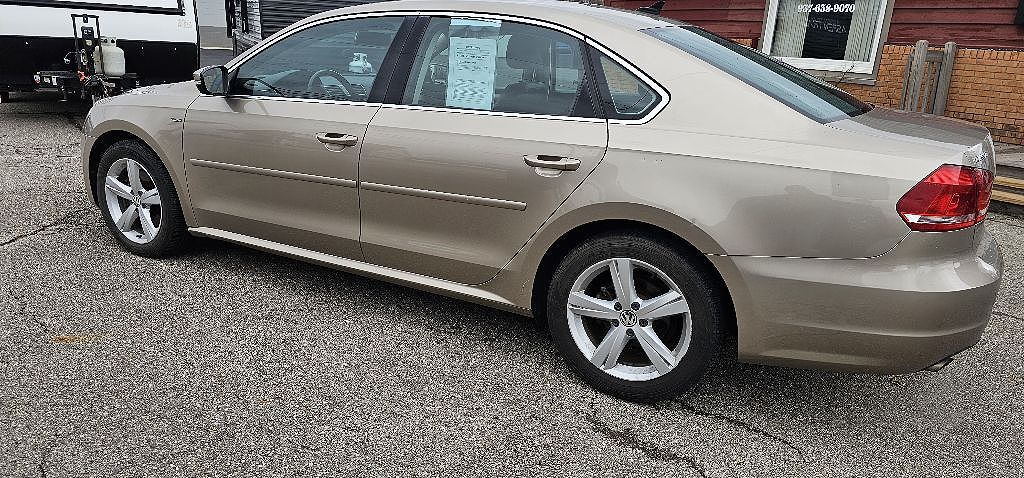 2015 VOLKSWAGEN Passat