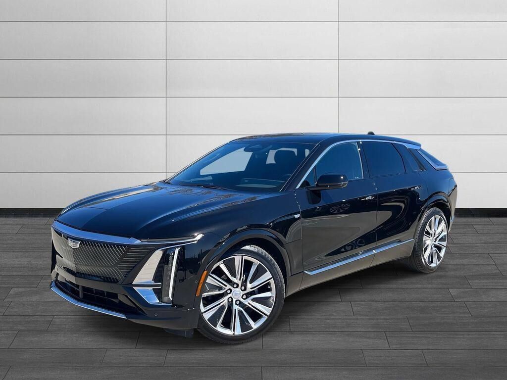 2024 CADILLAC Lyriq
