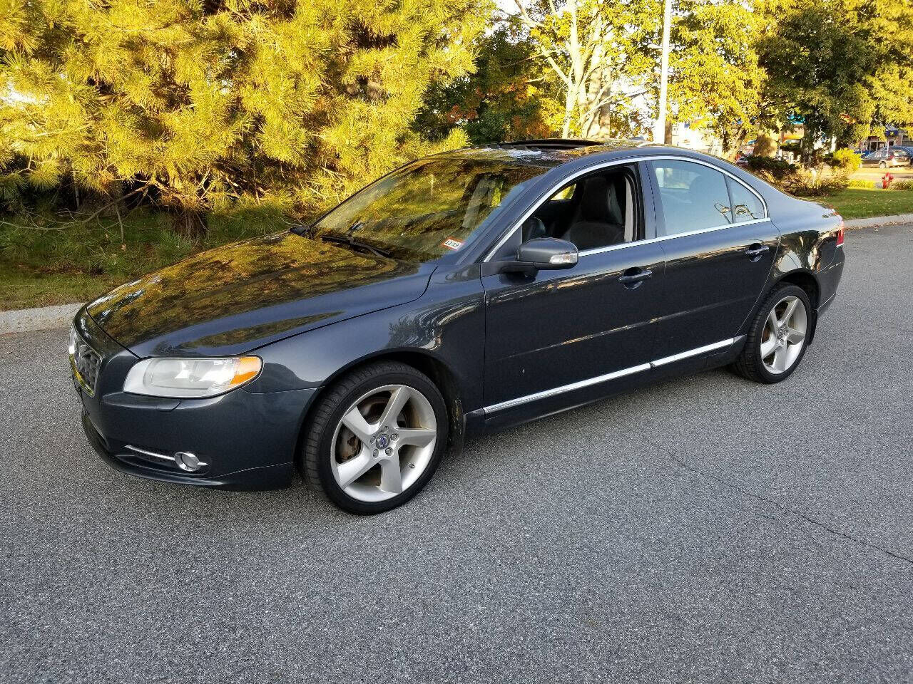 2010 VOLVO S80
