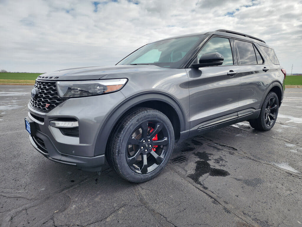 2022 FORD Explorer