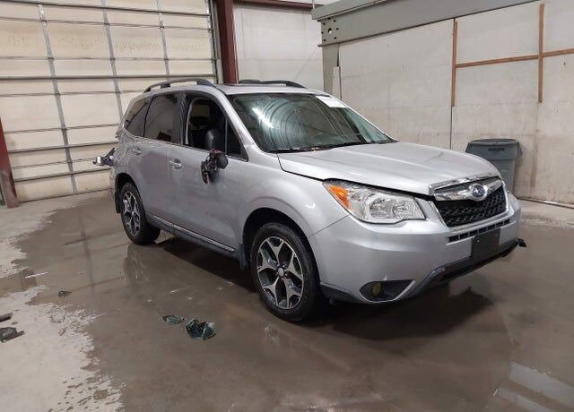2016 SUBARU Forester