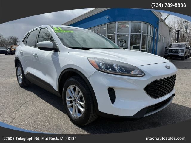 2021 FORD Escape