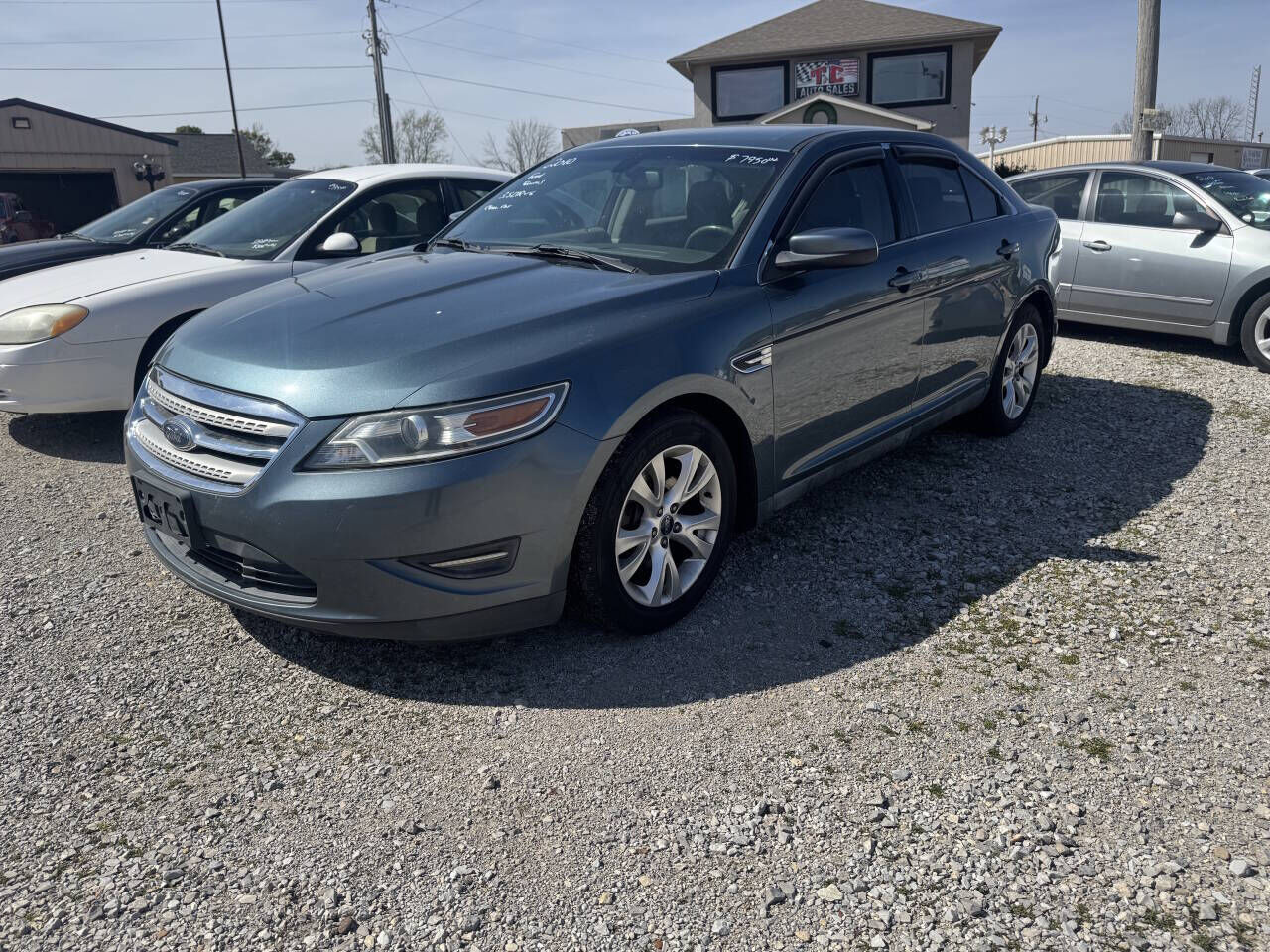 2010 FORD Taurus