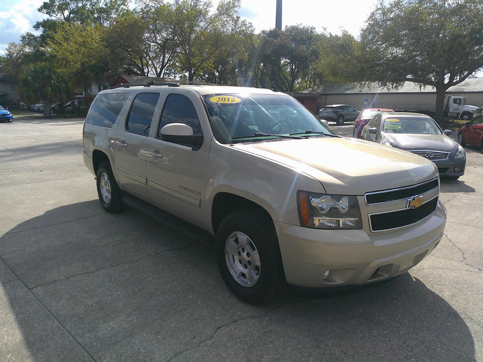 2012 CHEVROLET Suburban