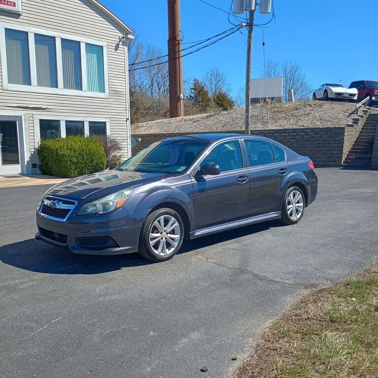 2013 SUBARU Legacy