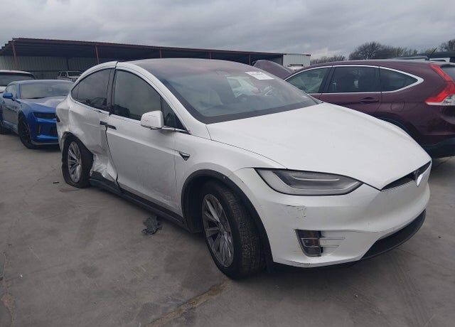 2020 TESLA Model X