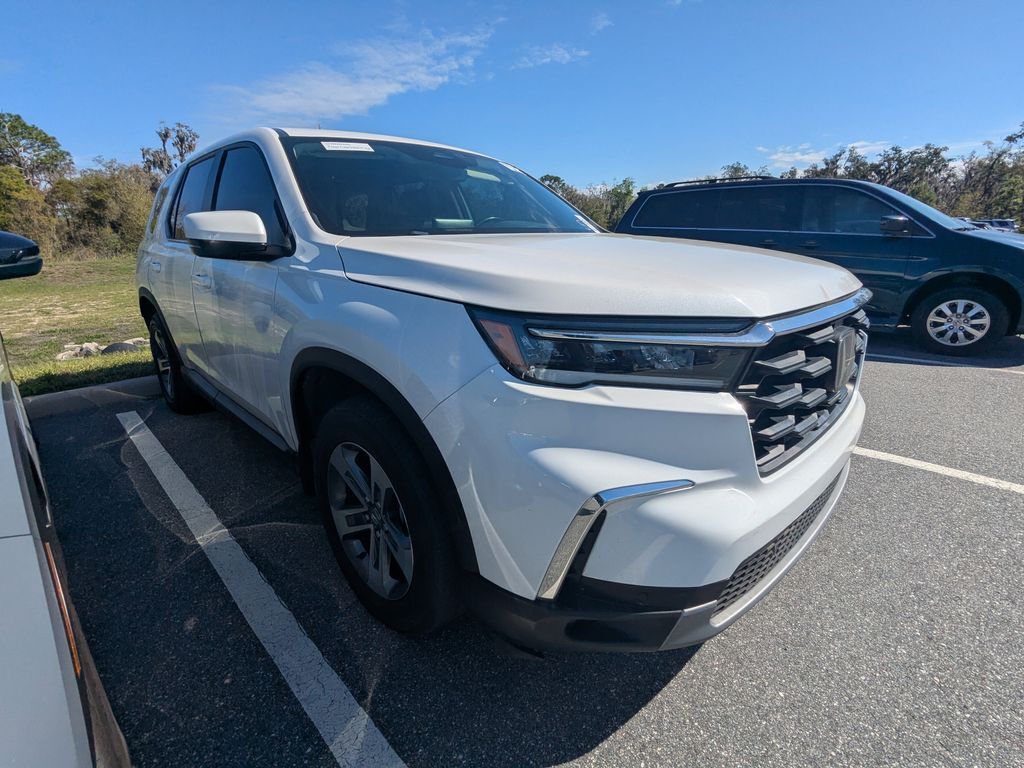 2023 HONDA Pilot