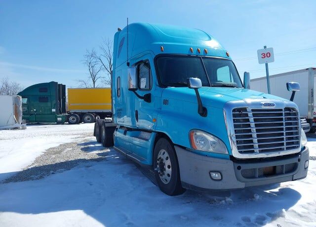 2011 FREIGHTLINER Cascadia
