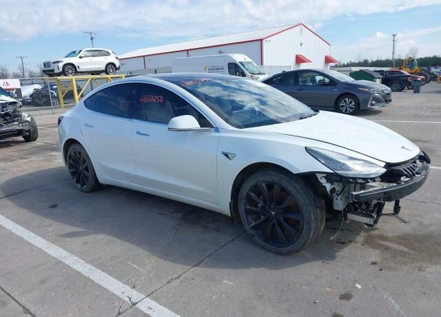 2019 TESLA Model 3