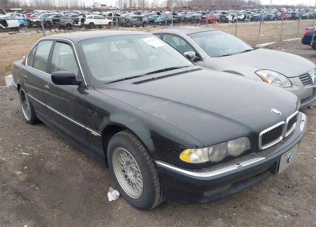 2001 BMW 7 Series