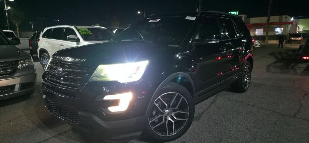 2016 FORD Explorer