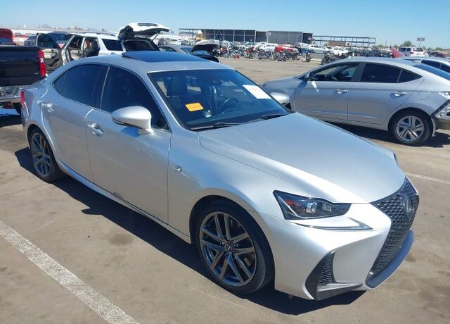 2020 LEXUS IS