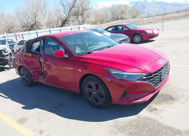 2021 HYUNDAI Elantra