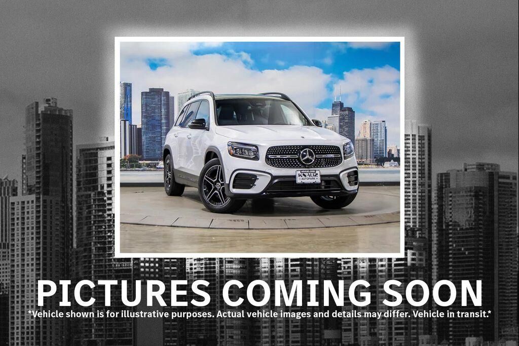 2026 MERCEDES-BENZ GLB-Class