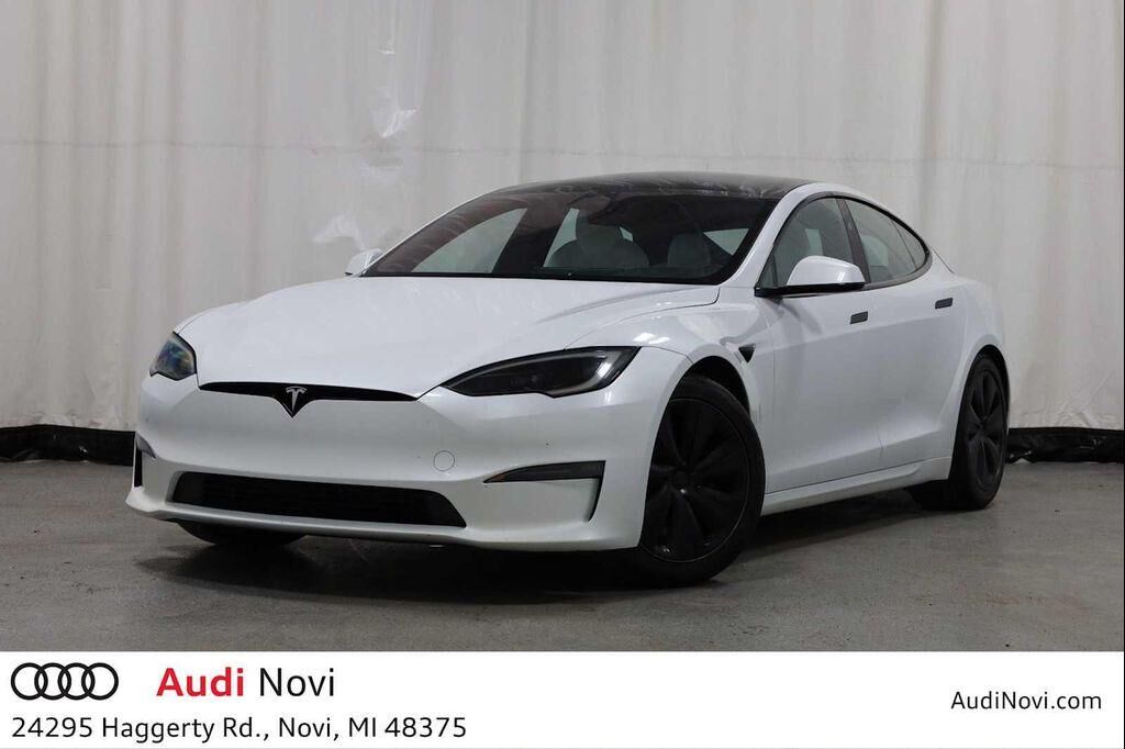 2023 TESLA Model S