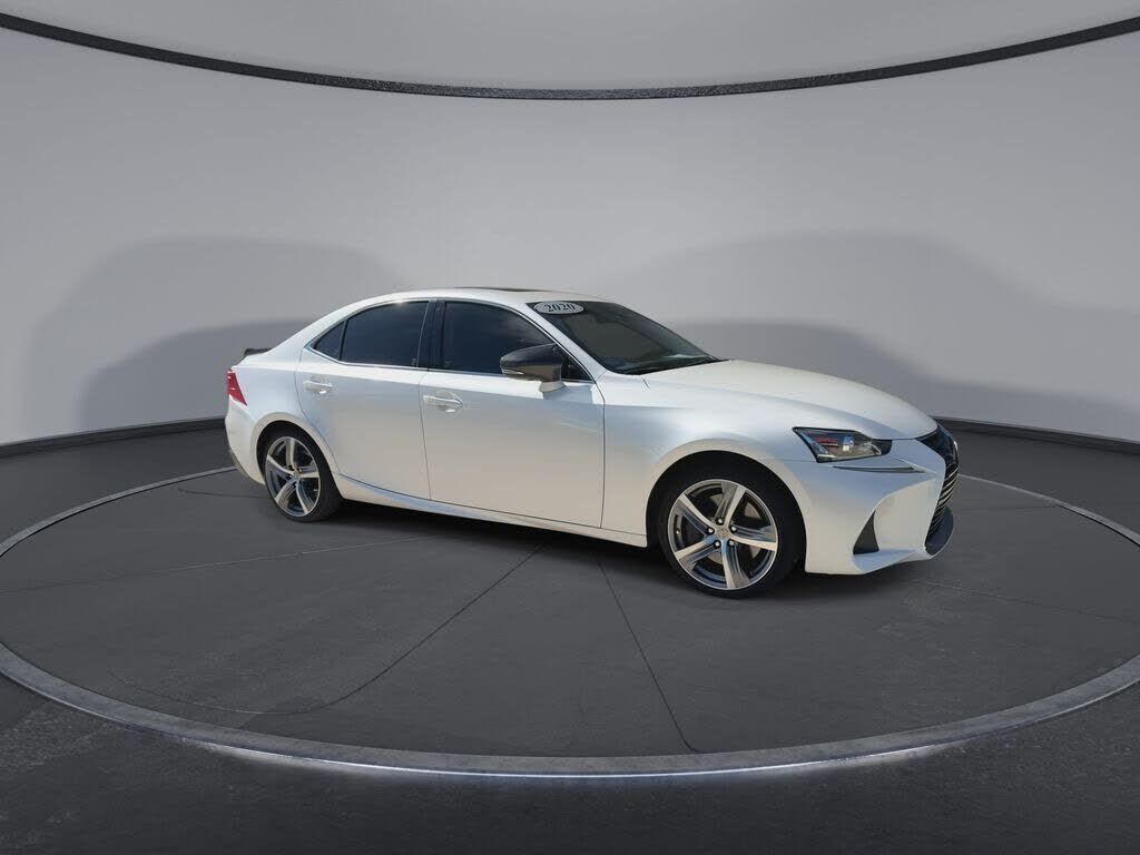 2020 Lexus IS
