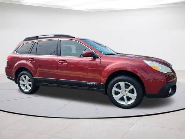 2013 SUBARU Outback
