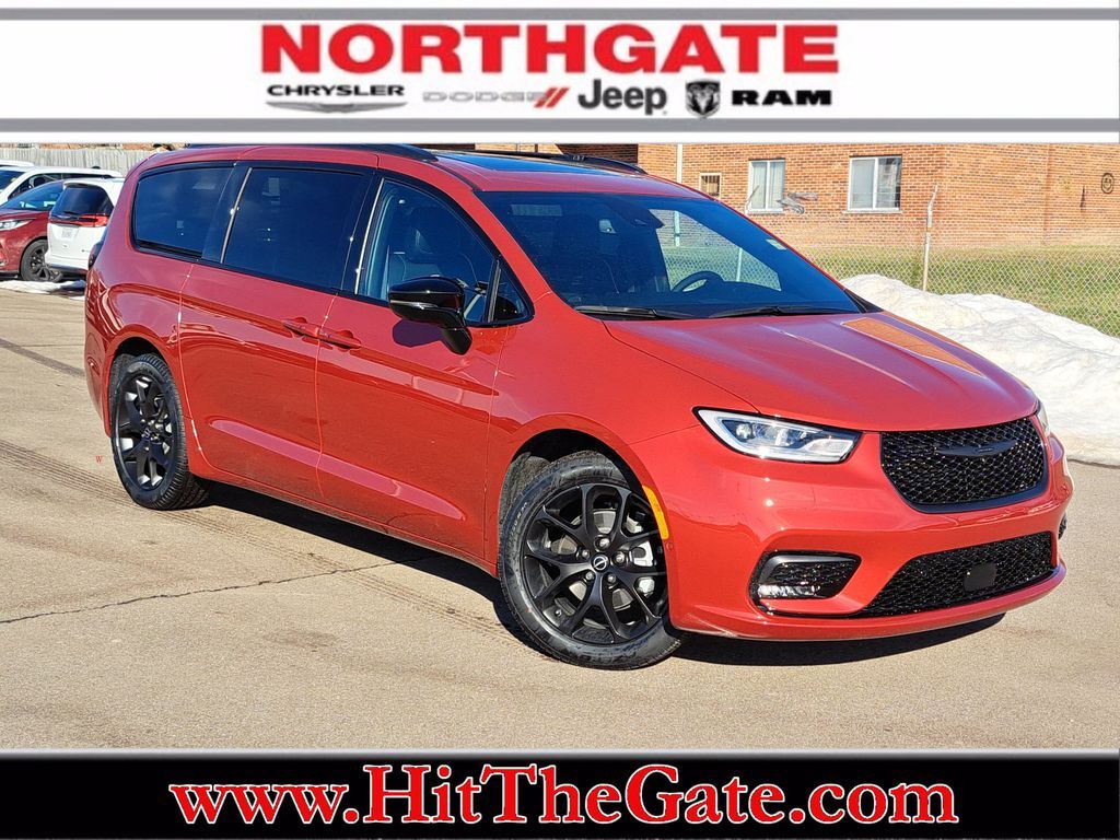 2026 CHRYSLER Pacifica