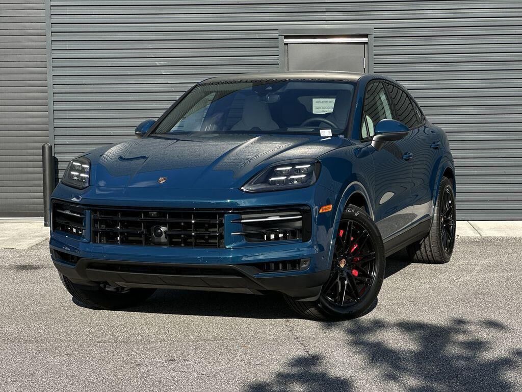 2026 PORSCHE Cayenne
