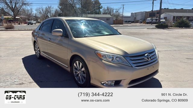 2011 TOYOTA Avalon
