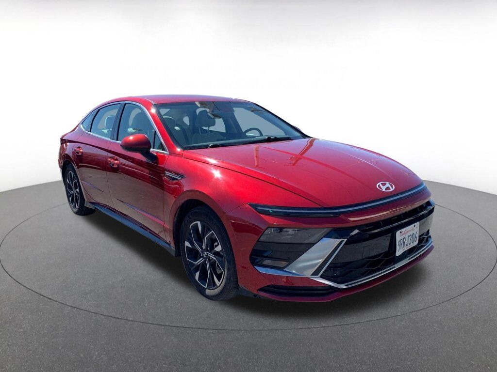 2025 HYUNDAI Sonata