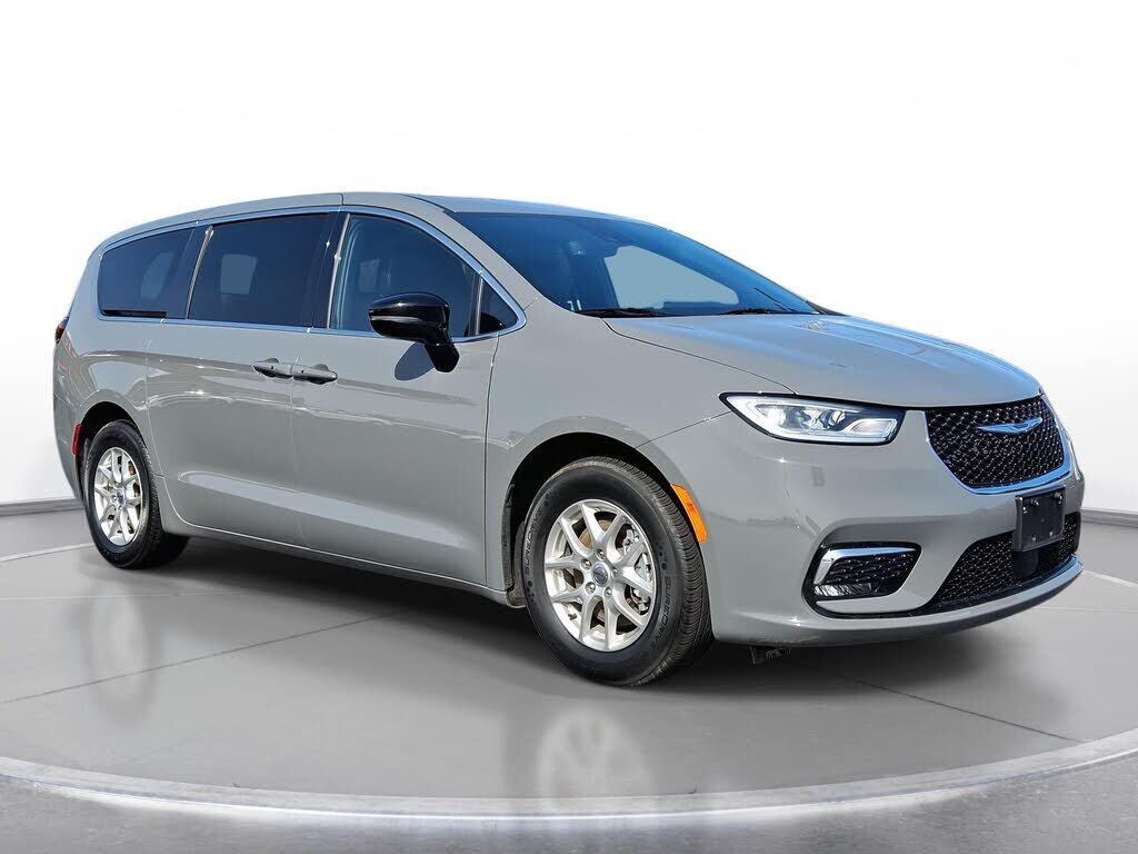 2025 CHRYSLER Pacifica