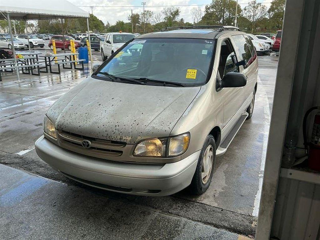 2000 TOYOTA Sienna