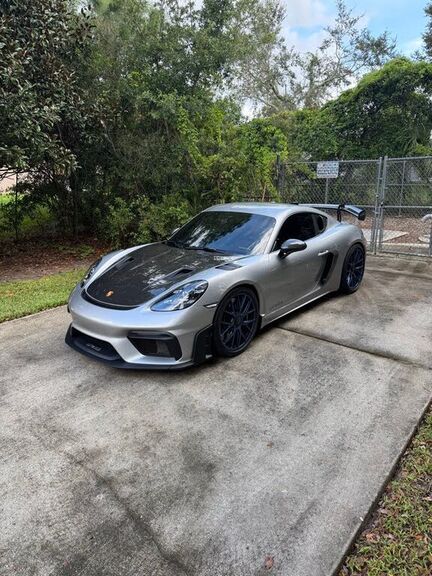 2023 PORSCHE 718