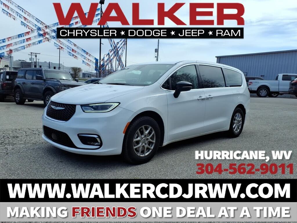 2024 CHRYSLER Pacifica