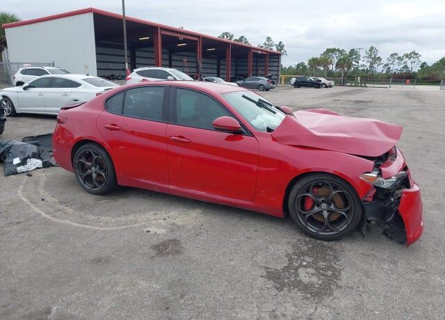 2017 ALFA ROMEO Giulia