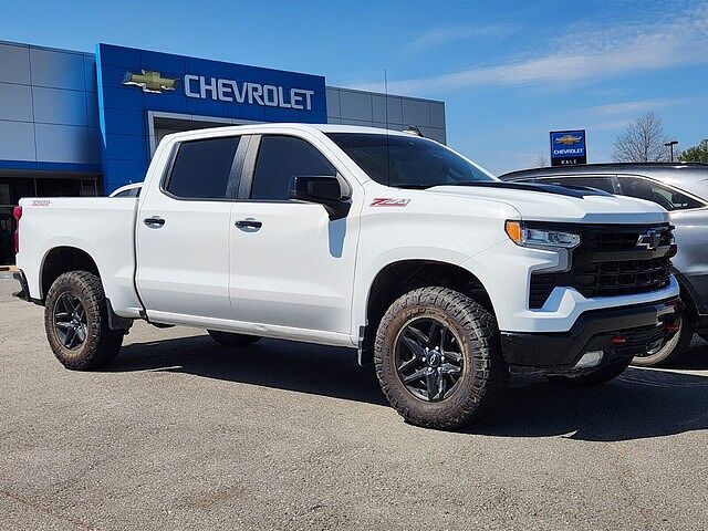 2024 CHEVROLET Silverado